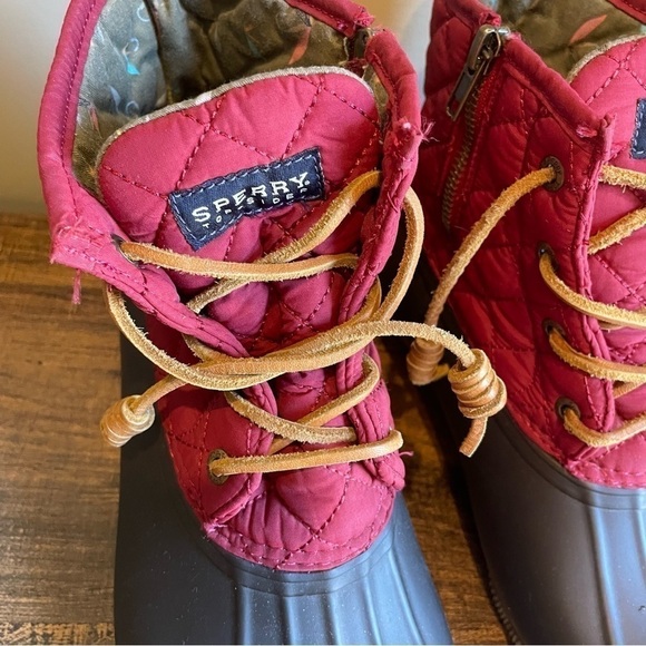 Sperry Top-Sider Saltwater Quilted Duck Boots Womens Wine Black size 9.5 - Picture 3 of 8